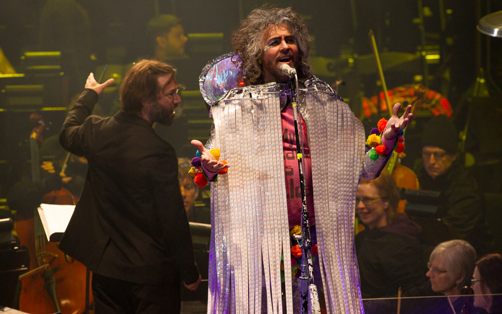 Buzz_2.7_Brandon-Marshall-2